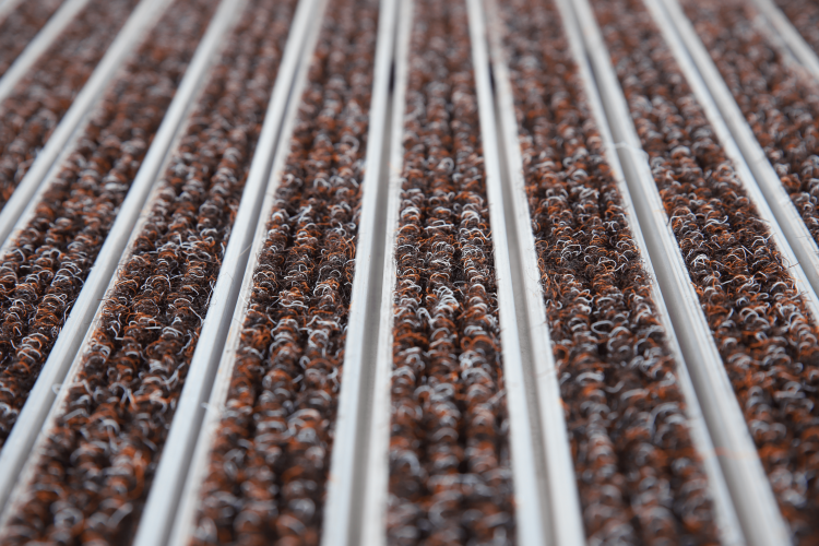 Tapis d'entrée sur structure aluminium 22R